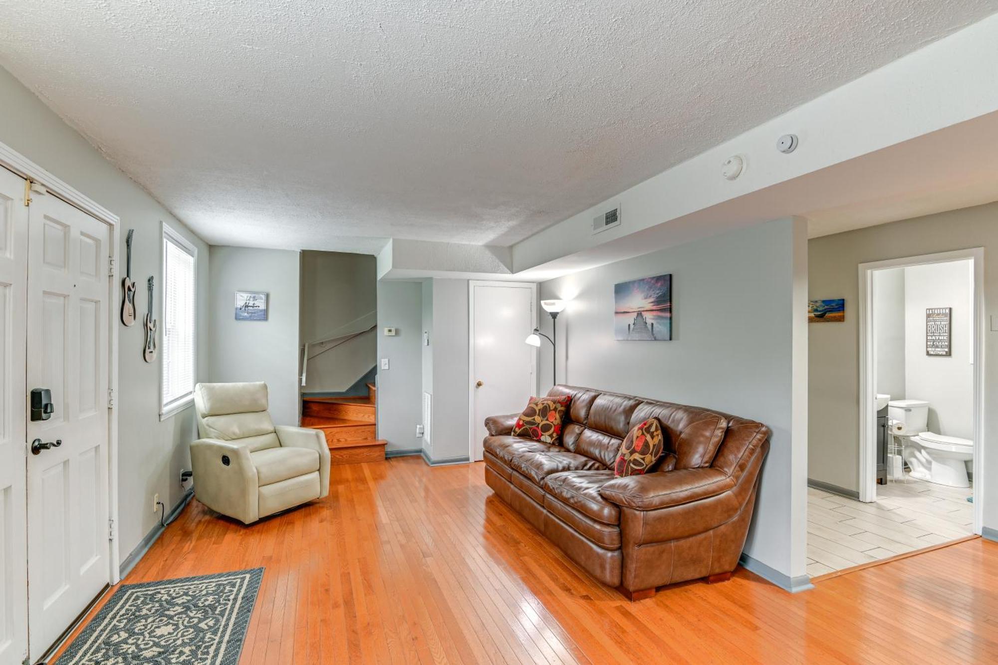 Holiday home Cozy Getaway 11 Mi To Downtown! *